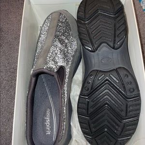Easy spirit gray sparkles slip ons size 8.5